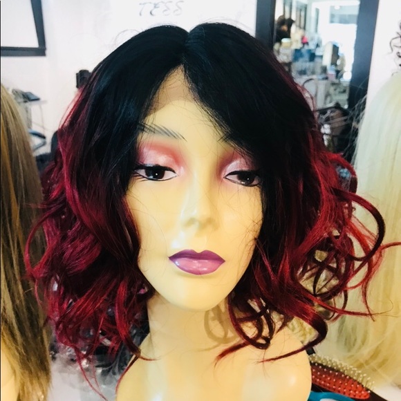 Short Curly middle Part ombré wig - Picture 2 of 8